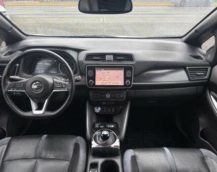 Белый Ниссан Лиф, объемом двигателя 0 л и пробегом 40 тыс. км за 8900 $, фото 7 на Automoto.ua