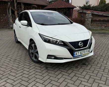 Белый Ниссан Лиф, объемом двигателя 0 л и пробегом 91 тыс. км за 12500 $, фото 2 на Automoto.ua