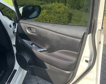 Белый Ниссан Лиф, объемом двигателя 0 л и пробегом 55 тыс. км за 17500 $, фото 41 на Automoto.ua