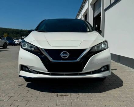 Білий Ніссан Ліф, об'ємом двигуна 0 л та пробігом 43 тис. км за 9000 $, фото 1 на Automoto.ua