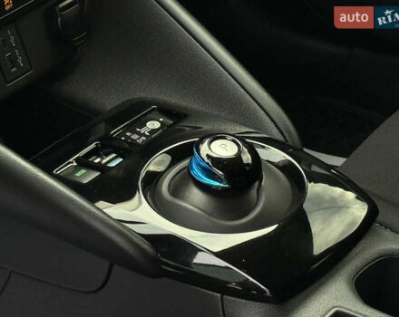 Белый Ниссан Лиф, объемом двигателя 0 л и пробегом 100 тыс. км за 15450 $, фото 22 на Automoto.ua