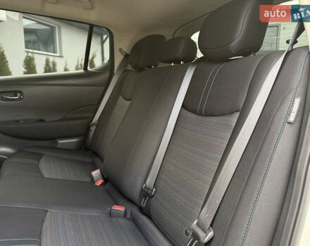 Белый Ниссан Лиф, объемом двигателя 0 л и пробегом 100 тыс. км за 15450 $, фото 30 на Automoto.ua