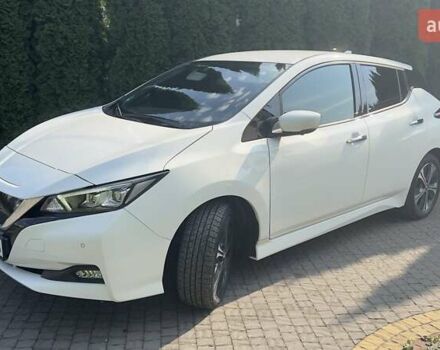 Белый Ниссан Лиф, объемом двигателя 0 л и пробегом 55 тыс. км за 17500 $, фото 19 на Automoto.ua