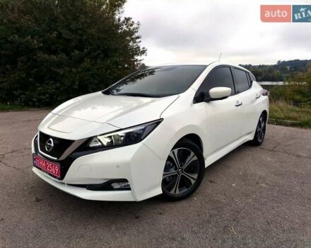 Белый Ниссан Лиф, объемом двигателя 0 л и пробегом 72 тыс. км за 13750 $, фото 35 на Automoto.ua