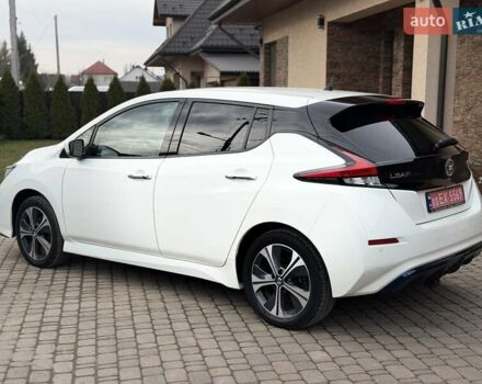 Белый Ниссан Лиф, объемом двигателя 0 л и пробегом 127 тыс. км за 14999 $, фото 10 на Automoto.ua