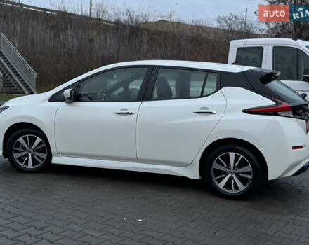 Білий Ніссан Ліф, об'ємом двигуна 0 л та пробігом 54 тис. км за 13800 $, фото 22 на Automoto.ua