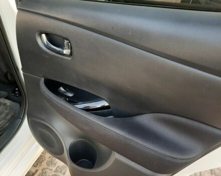 Білий Ніссан Ліф, об'ємом двигуна 0 л та пробігом 80 тис. км за 13500 $, фото 11 на Automoto.ua