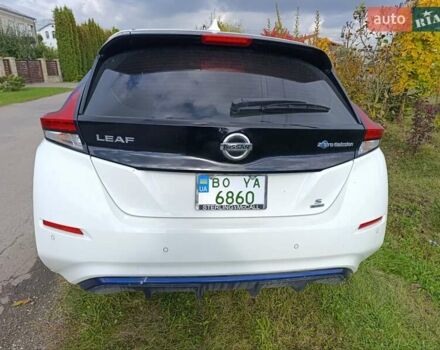 Белый Ниссан Лиф, объемом двигателя 0 л и пробегом 126 тыс. км за 12500 $, фото 5 на Automoto.ua