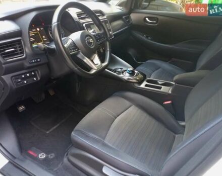 Білий Ніссан Ліф, об'ємом двигуна 0 л та пробігом 115 тис. км за 14900 $, фото 8 на Automoto.ua