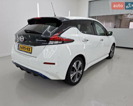 Белый Ниссан Лиф, объемом двигателя 0 л и пробегом 67 тыс. км за 14296 $, фото 2 на Automoto.ua