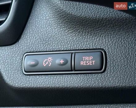 Белый Ниссан Лиф, объемом двигателя 0 л и пробегом 118 тыс. км за 14800 $, фото 22 на Automoto.ua