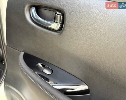 Білий Ніссан Ліф, об'ємом двигуна 0 л та пробігом 98 тис. км за 15450 $, фото 77 на Automoto.ua