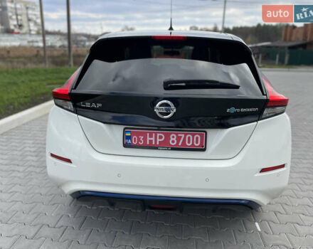 Белый Ниссан Лиф, объемом двигателя 0 л и пробегом 68 тыс. км за 16500 $, фото 21 на Automoto.ua