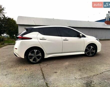 Белый Ниссан Лиф, объемом двигателя 0 л и пробегом 72 тыс. км за 13750 $, фото 41 на Automoto.ua