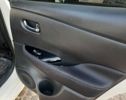 Білий Ніссан Ліф, об'ємом двигуна 0 л та пробігом 80 тис. км за 13500 $, фото 13 на Automoto.ua