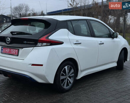 Білий Ніссан Ліф, об'ємом двигуна 0 л та пробігом 54 тис. км за 13800 $, фото 10 на Automoto.ua