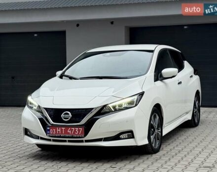 Білий Ніссан Ліф, об'ємом двигуна 0 л та пробігом 46 тис. км за 13800 $, фото 10 на Automoto.ua