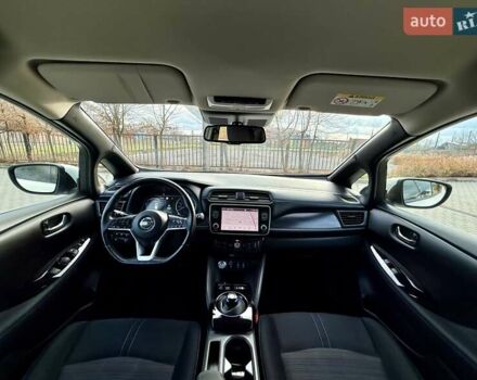 Белый Ниссан Лиф, объемом двигателя 0 л и пробегом 98 тыс. км за 15950 $, фото 91 на Automoto.ua