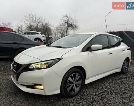 Белый Ниссан Лиф, объемом двигателя 0 л и пробегом 77 тыс. км за 13200 $, фото 11 на Automoto.ua