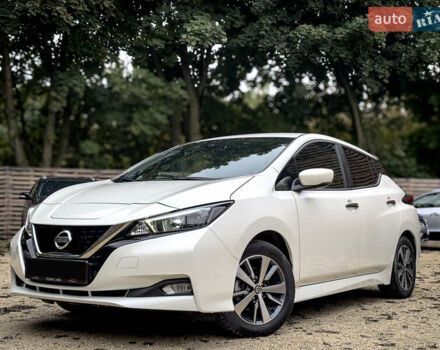 Білий Ніссан Ліф, об'ємом двигуна 0 л та пробігом 18 тис. км за 14500 $, фото 13 на Automoto.ua