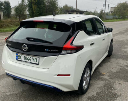 Белый Ниссан Лиф, объемом двигателя 0 л и пробегом 41 тыс. км за 13100 $, фото 5 на Automoto.ua