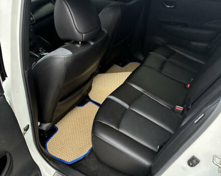 Білий Ніссан Ліф, об'ємом двигуна 0 л та пробігом 46 тис. км за 17750 $, фото 12 на Automoto.ua