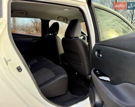 Белый Ниссан Лиф, объемом двигателя 0 л и пробегом 98 тыс. км за 15950 $, фото 79 на Automoto.ua