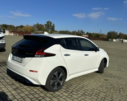 Білий Ніссан Ліф, об'ємом двигуна 0 л та пробігом 44 тис. км за 15500 $, фото 2 на Automoto.ua