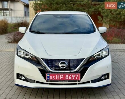 Белый Ниссан Лиф, объемом двигателя 0 л и пробегом 98 тыс. км за 15950 $, фото 5 на Automoto.ua