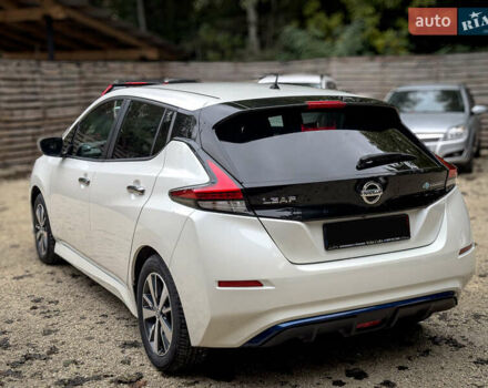 Білий Ніссан Ліф, об'ємом двигуна 0 л та пробігом 18 тис. км за 14500 $, фото 17 на Automoto.ua