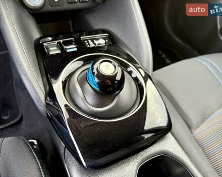 Белый Ниссан Лиф, объемом двигателя 0 л и пробегом 98 тыс. км за 15950 $, фото 58 на Automoto.ua