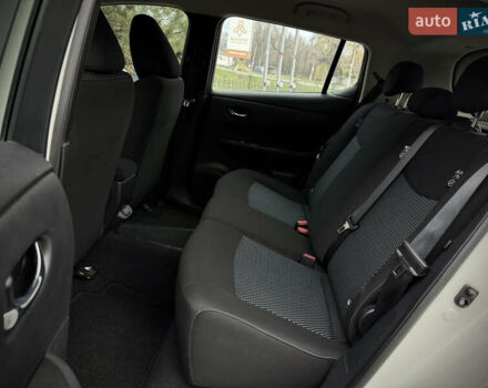 Белый Ниссан Лиф, объемом двигателя 0 л и пробегом 115 тыс. км за 11700 $, фото 26 на Automoto.ua