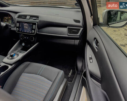 Білий Ніссан Ліф, об'ємом двигуна 0 л та пробігом 18 тис. км за 14500 $, фото 98 на Automoto.ua