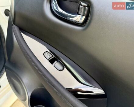 Белый Ниссан Лиф, объемом двигателя 0 л и пробегом 98 тыс. км за 15950 $, фото 67 на Automoto.ua