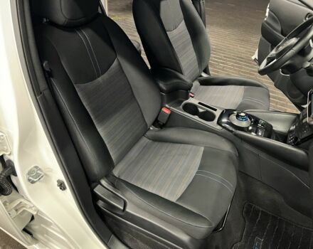 Белый Ниссан Лиф, объемом двигателя 0 л и пробегом 27 тыс. км за 13800 $, фото 19 на Automoto.ua