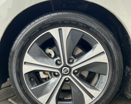 Белый Ниссан Лиф, объемом двигателя 0 л и пробегом 27 тыс. км за 13800 $, фото 8 на Automoto.ua