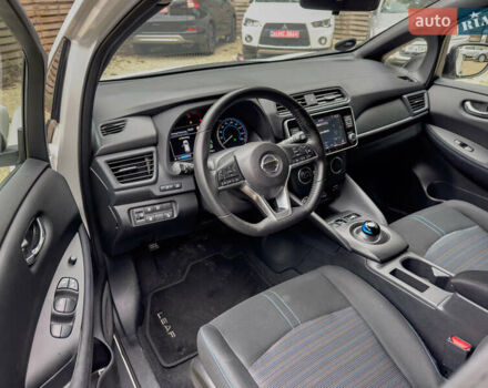 Білий Ніссан Ліф, об'ємом двигуна 0 л та пробігом 18 тис. км за 14500 $, фото 60 на Automoto.ua