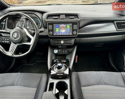 Белый Ниссан Лиф, объемом двигателя 0 л и пробегом 44 тыс. км за 14950 $, фото 18 на Automoto.ua