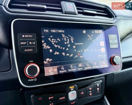 Белый Ниссан Лиф, объемом двигателя 0 л и пробегом 98 тыс. км за 15950 $, фото 61 на Automoto.ua