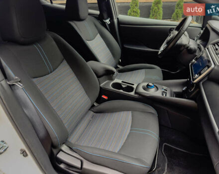 Білий Ніссан Ліф, об'ємом двигуна 0 л та пробігом 18 тис. км за 14500 $, фото 100 на Automoto.ua