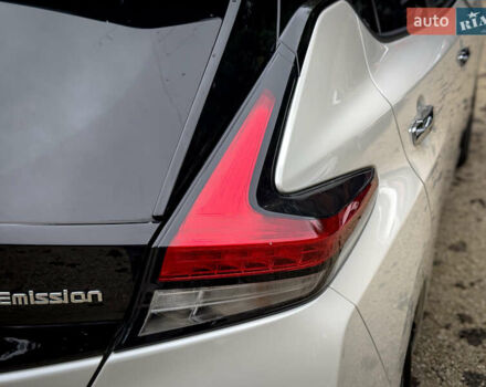 Білий Ніссан Ліф, об'ємом двигуна 0 л та пробігом 18 тис. км за 14500 $, фото 51 на Automoto.ua