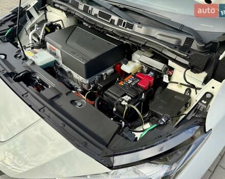 Белый Ниссан Лиф, объемом двигателя 0 л и пробегом 98 тыс. км за 15950 $, фото 102 на Automoto.ua