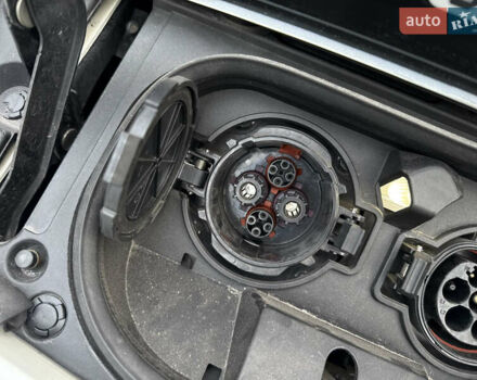 Белый Ниссан Лиф, объемом двигателя 0 л и пробегом 115 тыс. км за 11700 $, фото 48 на Automoto.ua