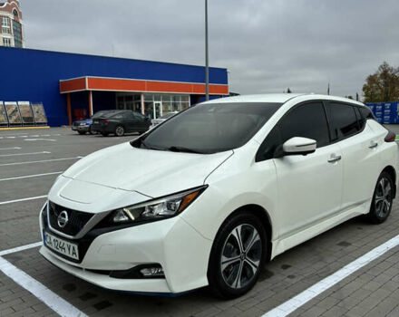 Білий Ніссан Ліф, об'ємом двигуна 0 л та пробігом 46 тис. км за 17750 $, фото 2 на Automoto.ua