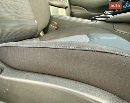 Белый Ниссан Лиф, объемом двигателя 0 л и пробегом 98 тыс. км за 15950 $, фото 71 на Automoto.ua