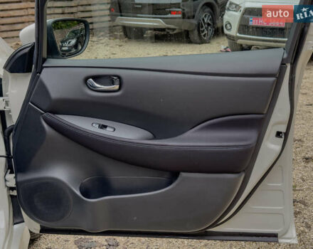 Білий Ніссан Ліф, об'ємом двигуна 0 л та пробігом 18 тис. км за 14500 $, фото 99 на Automoto.ua