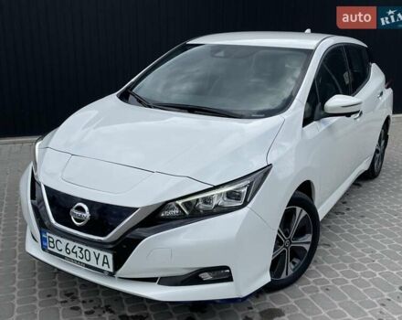 Белый Ниссан Лиф, объемом двигателя 0 л и пробегом 7 тыс. км за 16700 $, фото 7 на Automoto.ua
