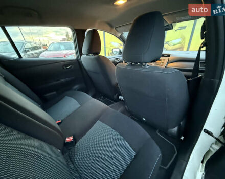 Белый Ниссан Лиф, объемом двигателя 0 л и пробегом 43 тыс. км за 12500 $, фото 31 на Automoto.ua