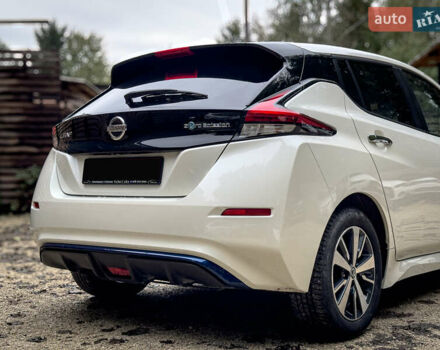 Білий Ніссан Ліф, об'ємом двигуна 0 л та пробігом 18 тис. км за 14500 $, фото 37 на Automoto.ua