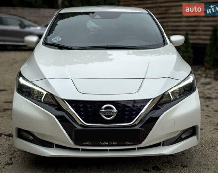 Білий Ніссан Ліф, об'ємом двигуна 0 л та пробігом 18 тис. км за 14500 $, фото 26 на Automoto.ua